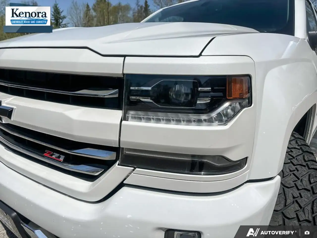 Chevrolet Silverado 1500 снимка Chevrolet Silverado 1500