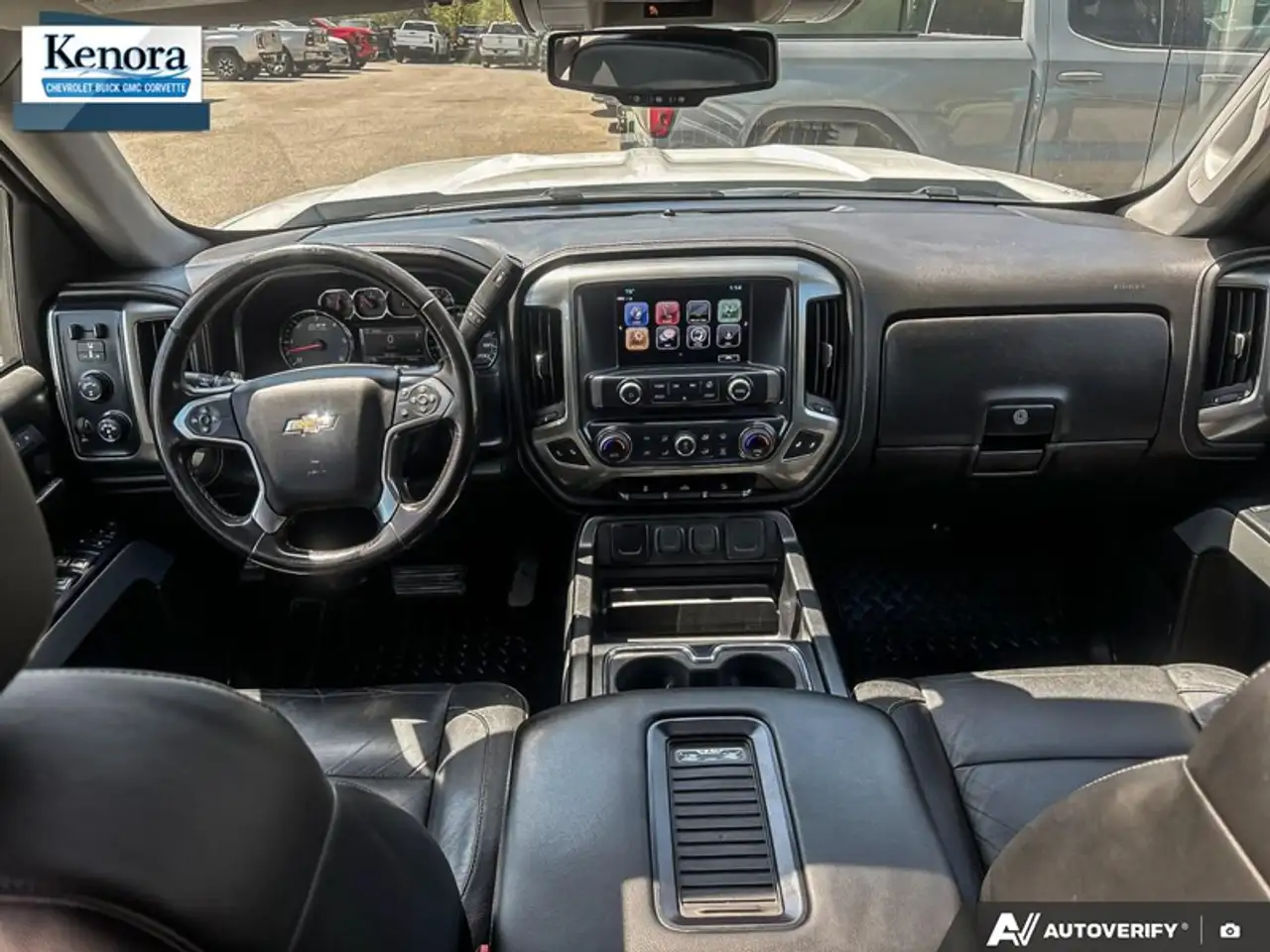 Chevrolet Silverado 1500 снимка Chevrolet Silverado 1500