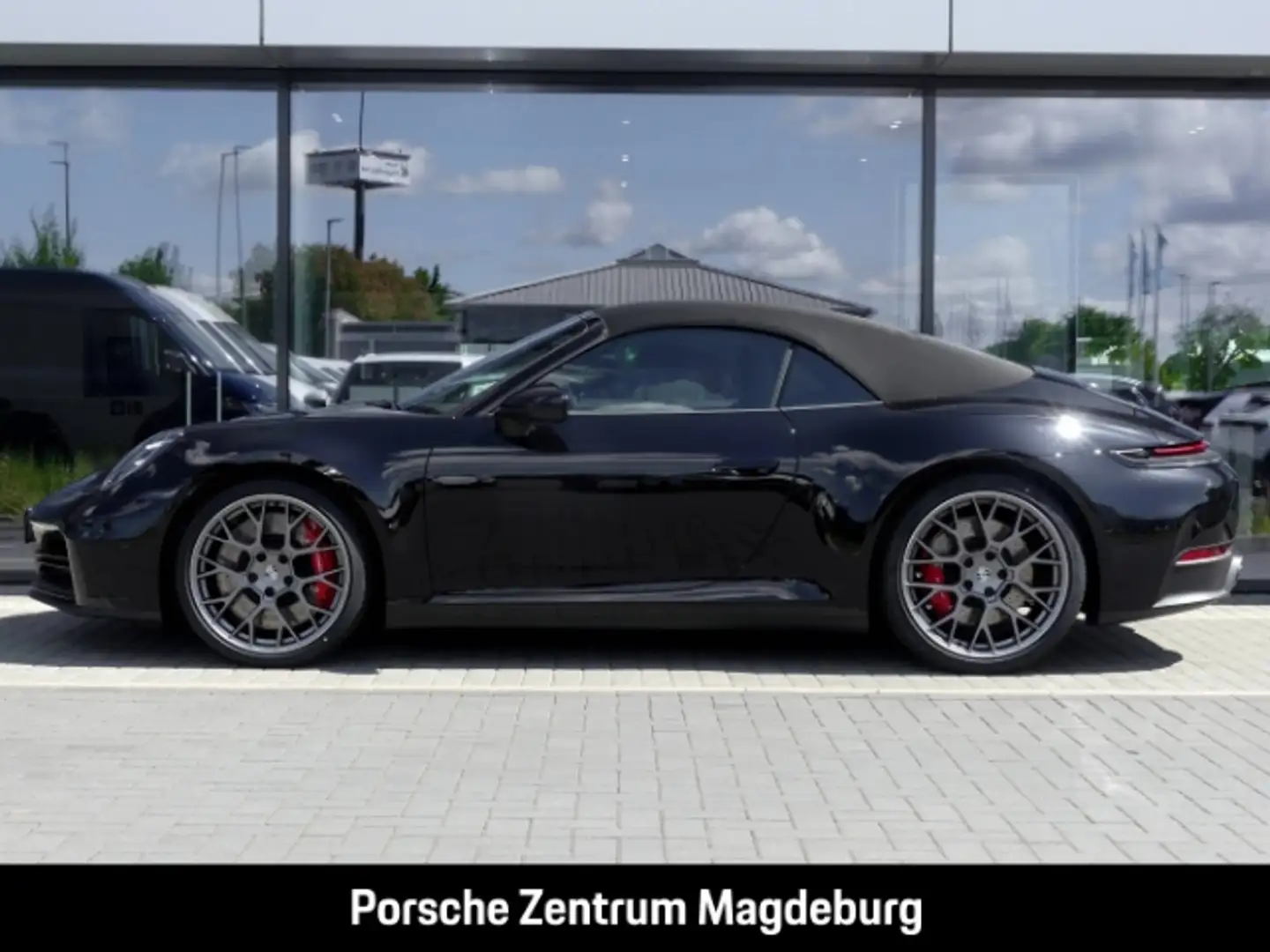 Porsche 992 -2 (911) Carrera S Cabriolet*BOSE*HD-MATRIX* Schwarz - 2