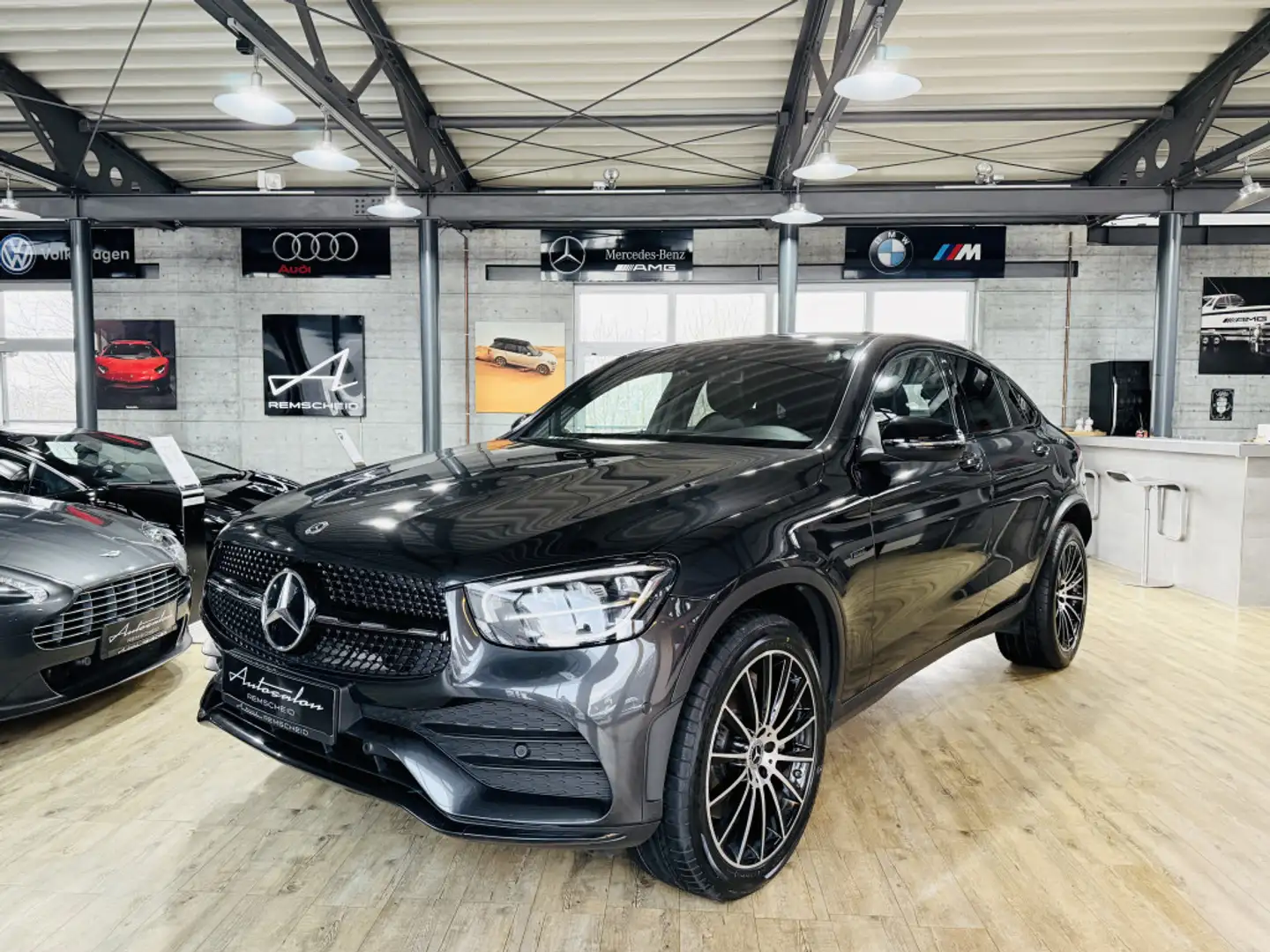 Mercedes-Benz GLC 300 e Coupé 4Matic AMG Line*VIRTUAL*KAM*LED* Gris - 1