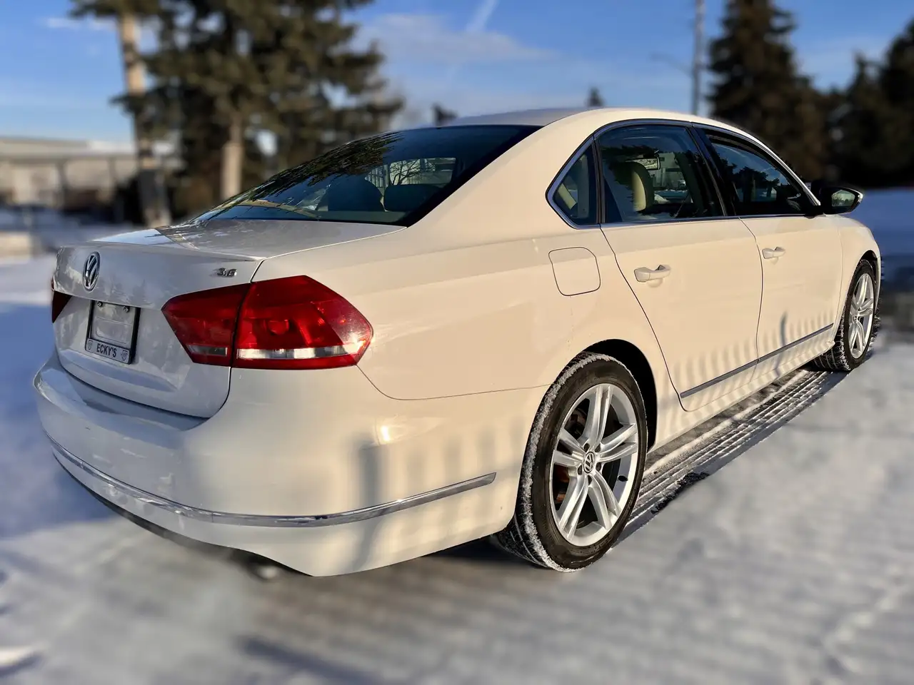 Volkswagen Passat снимка Volkswagen Passat