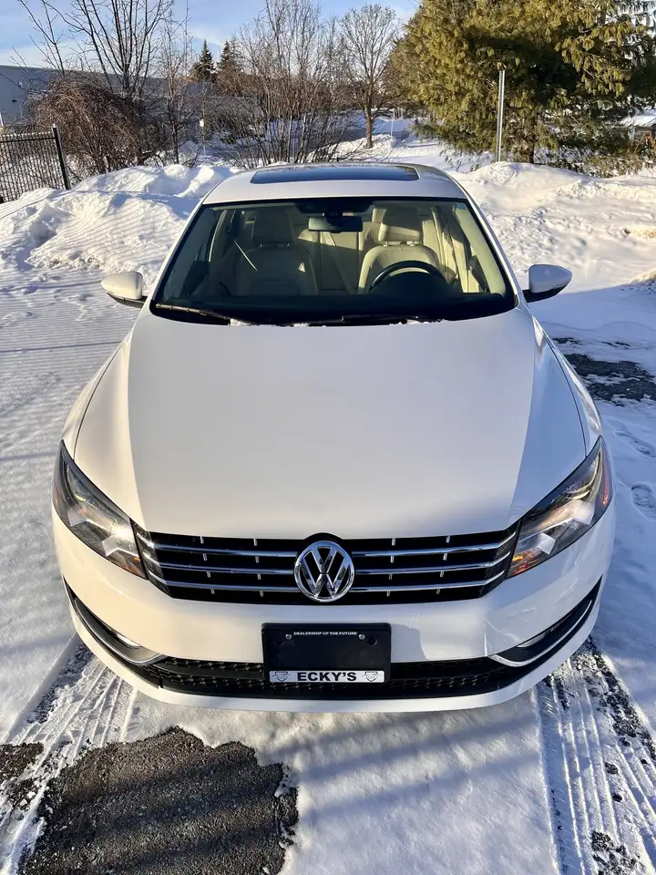 Volkswagen Passat снимка Volkswagen Passat
