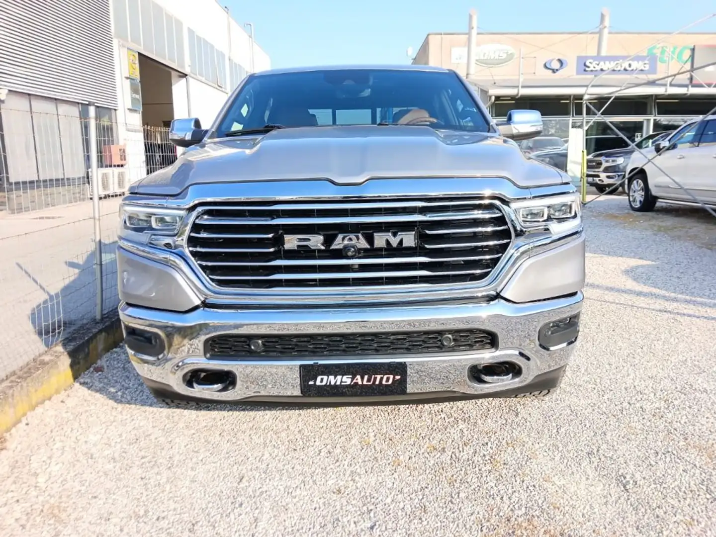 Dodge RAM 1500 5.7 GPL V8 Limited Longhorn N1 Argento - 2