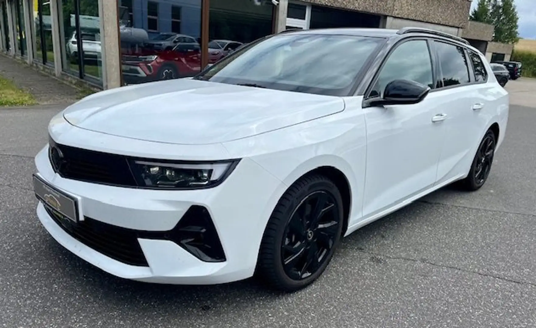 Opel Astra Sports Tourer 1.2 Turbo GS"Alu,Navi,SHZ,LRH,RFK" Blanc - 1