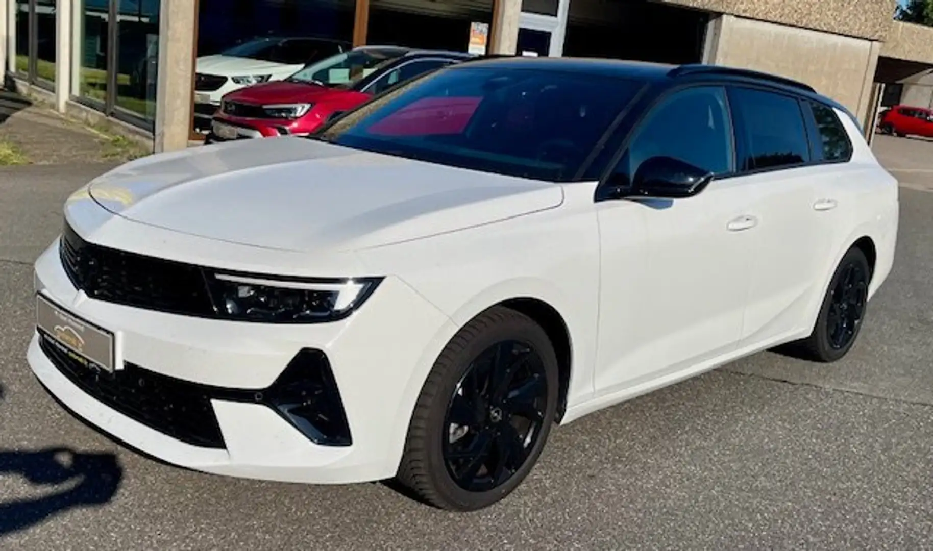 Opel Astra Sports Tourer 1.2 Turbo GS"Alu,Navi,SHZ,LRH,RFK" Blanc - 1
