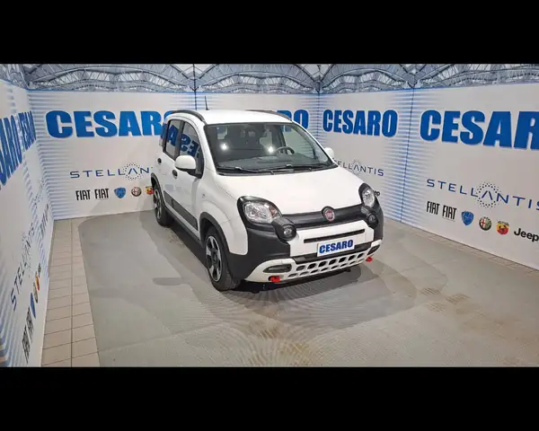 Fiat New Panda Cross 1.0 FireFly Hybrid