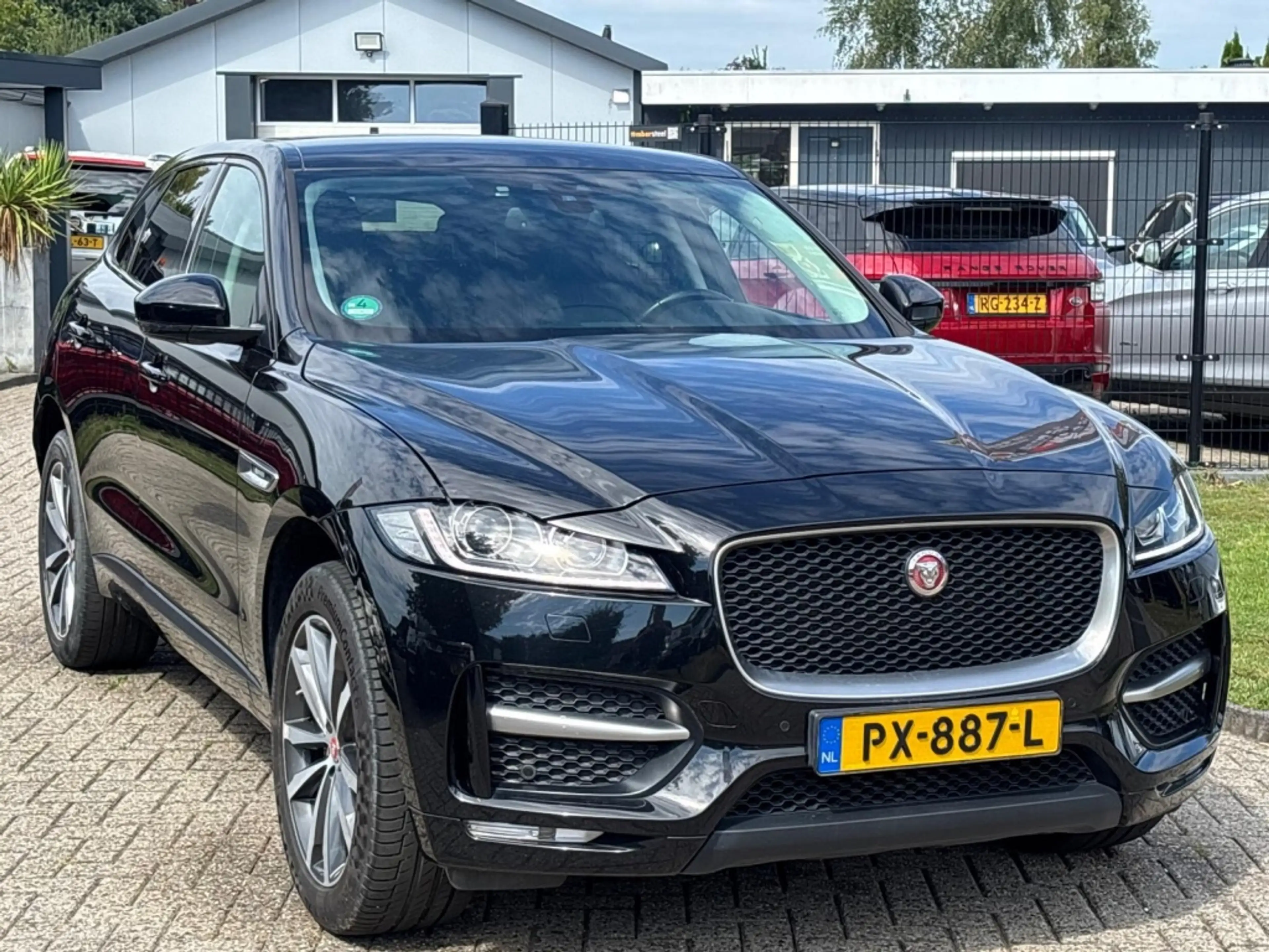 Jaguar F-Pace 2.0 Portfolio AWD 25d 2017 EXPORTPRIJS EX BPM — photo 3