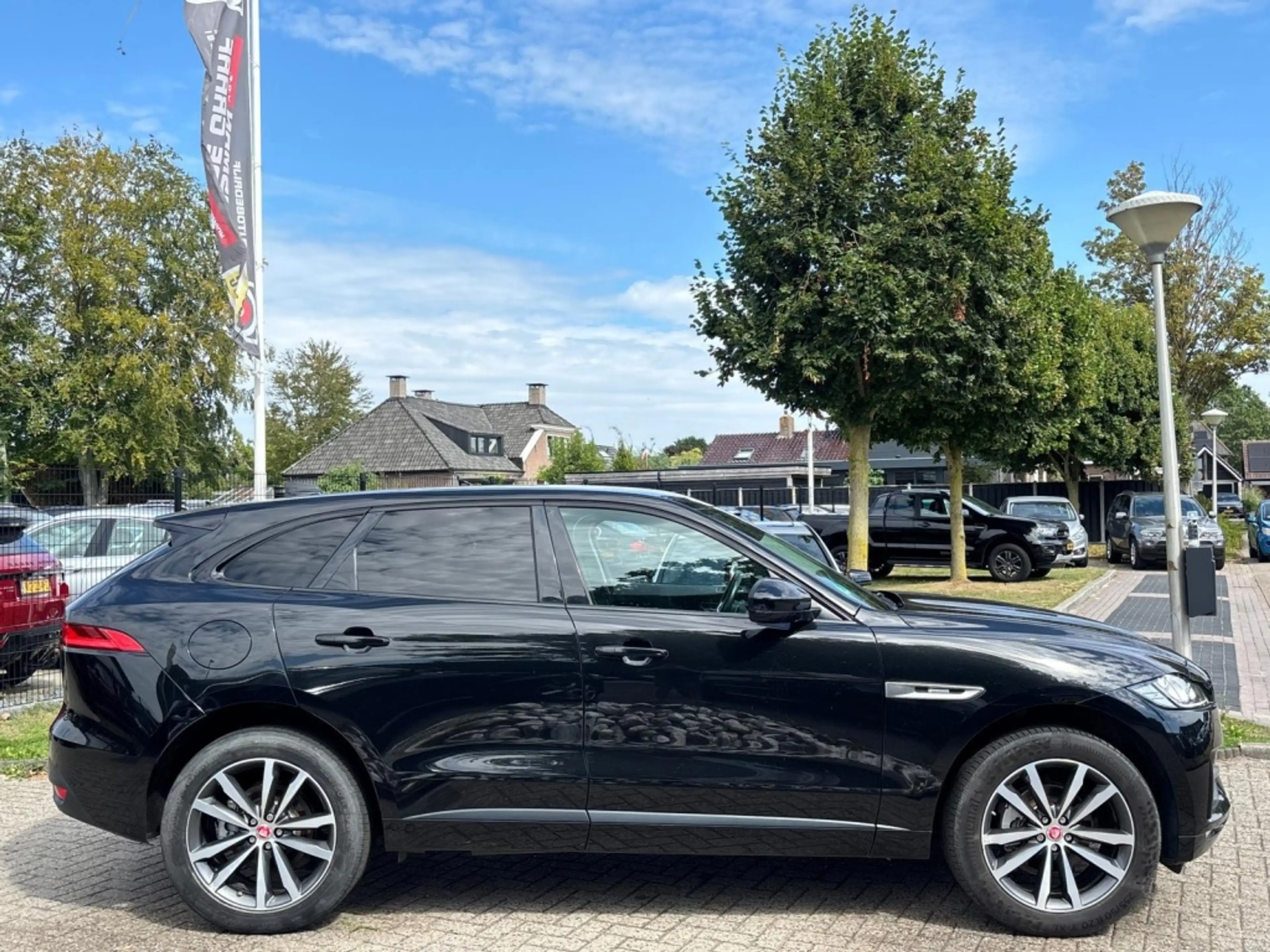Jaguar F-Pace 2.0 Portfolio AWD 25d 2017 EXPORTPRIJS EX BPM — photo 14
