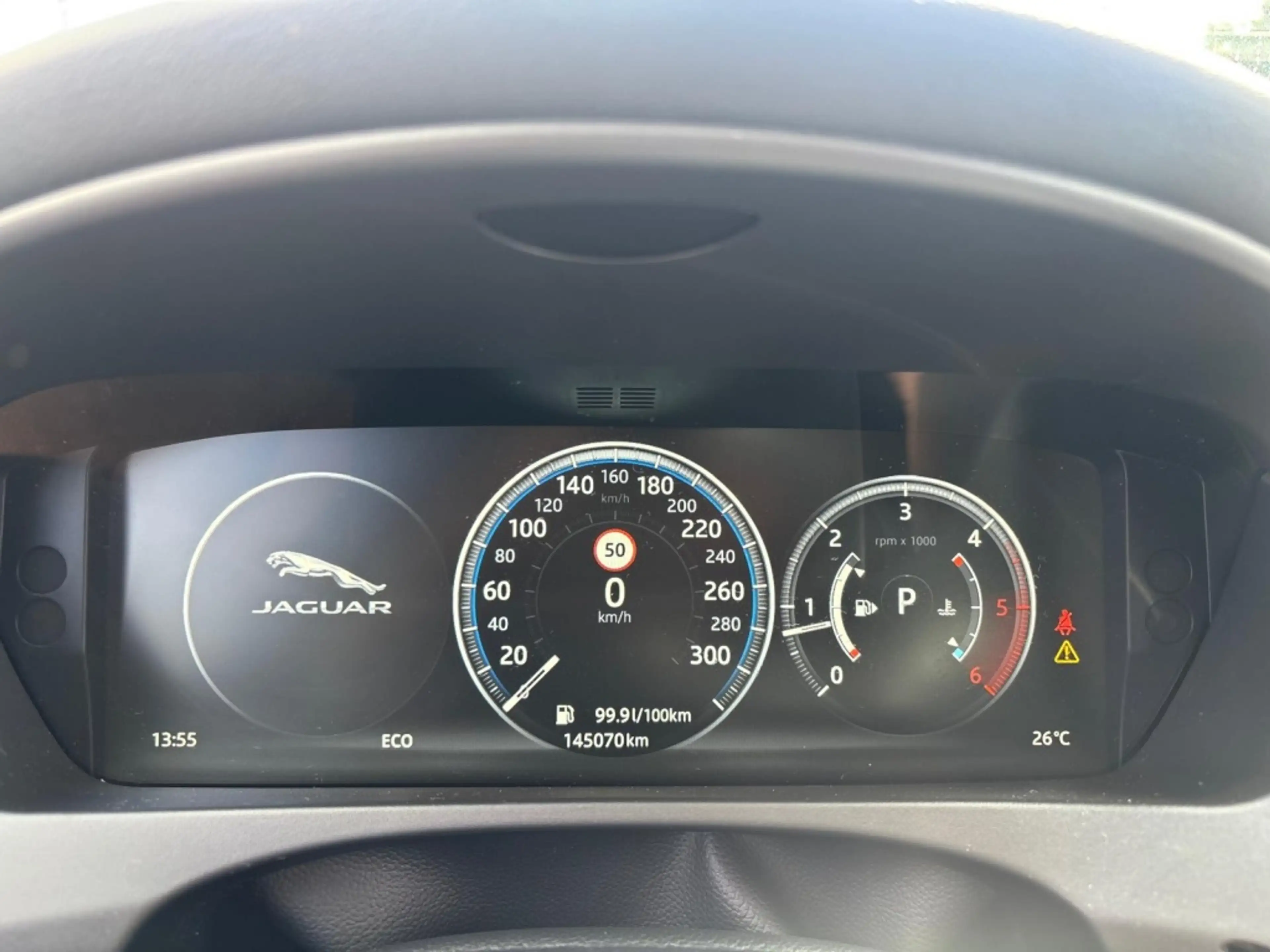 Jaguar F-Pace 2.0 Portfolio AWD 25d 2017 EXPORTPRIJS EX BPM — photo 12