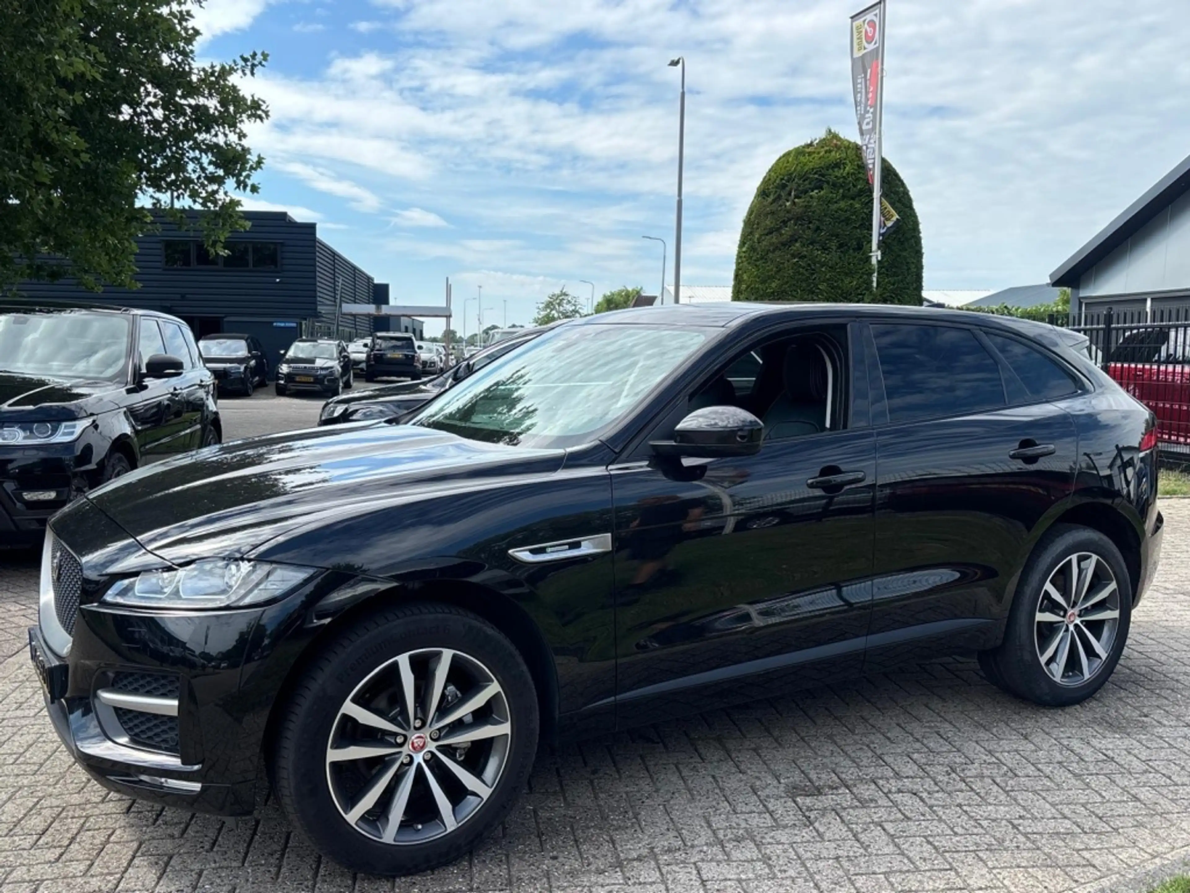 Jaguar F-Pace 2.0 Portfolio AWD 25d 2017 EXPORTPRIJS EX BPM — photo 6