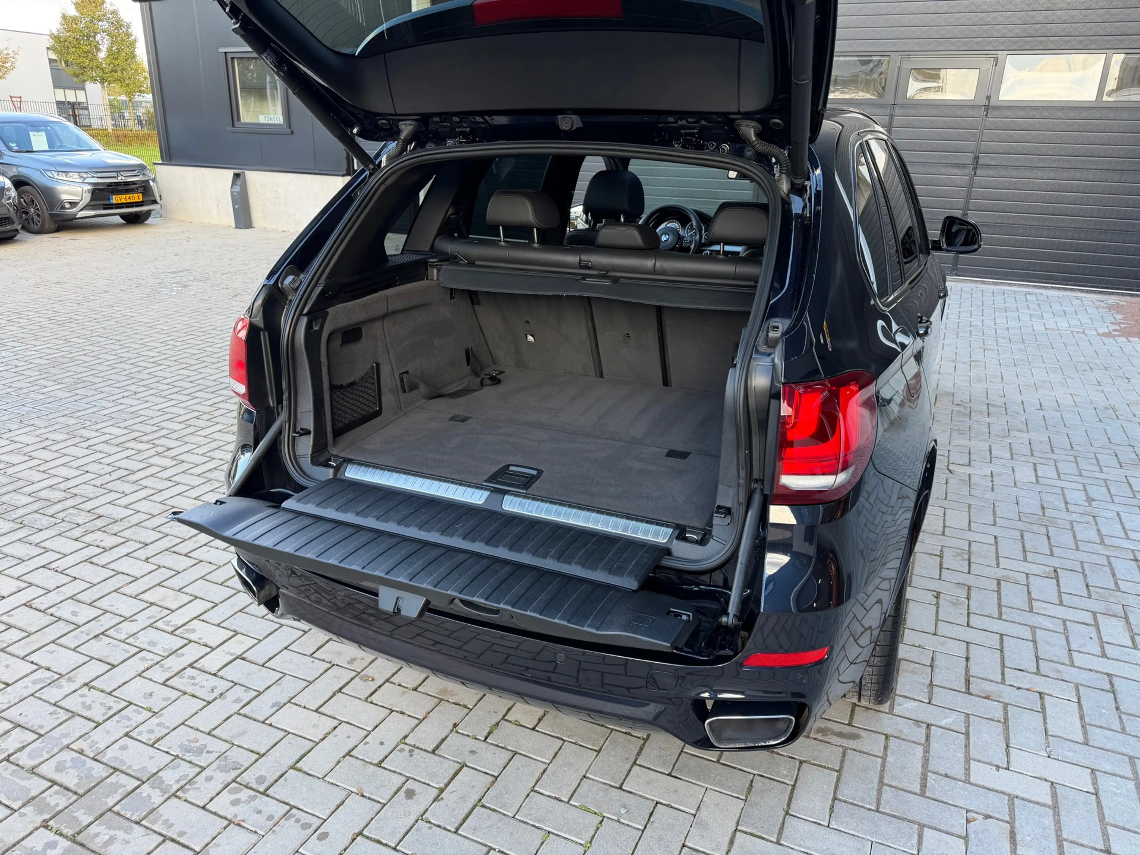BMW X5 XDrive40e High Executive M Sport / Panorama / Harm — photo 23