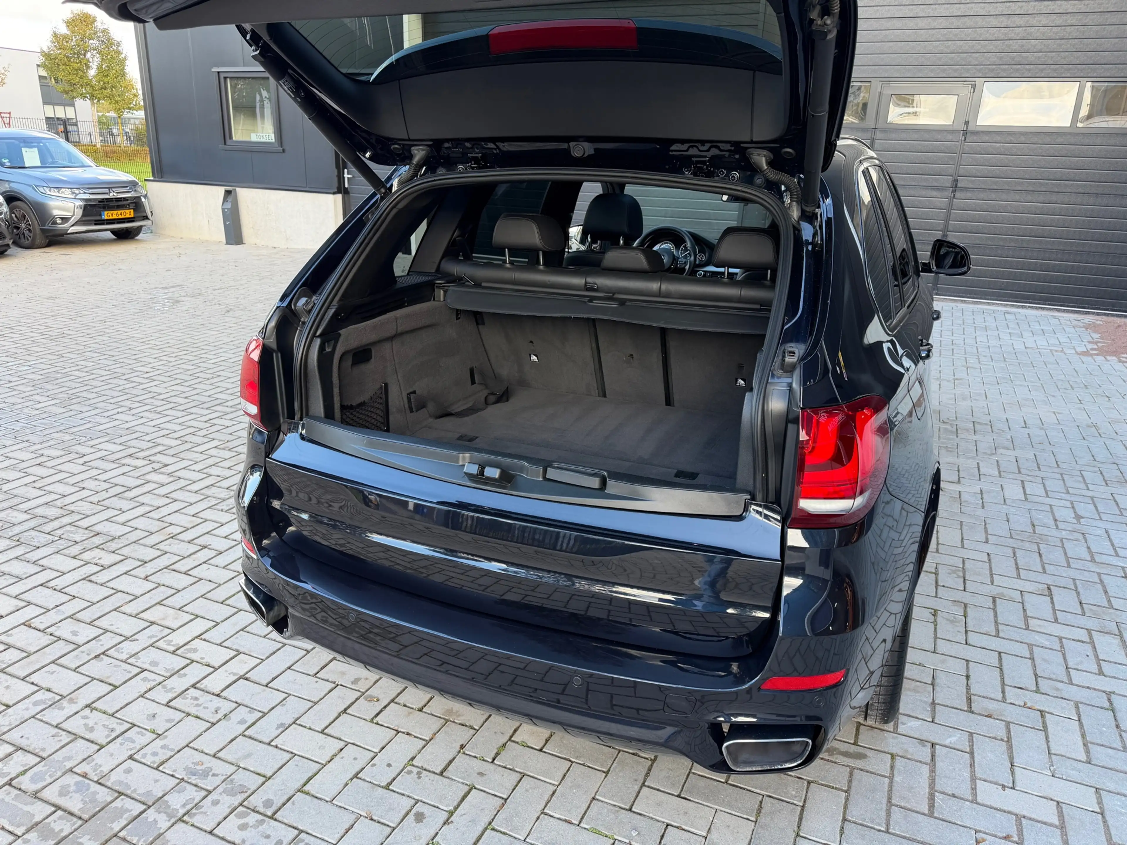 BMW X5 XDrive40e High Executive M Sport / Panorama / Harm — photo 22