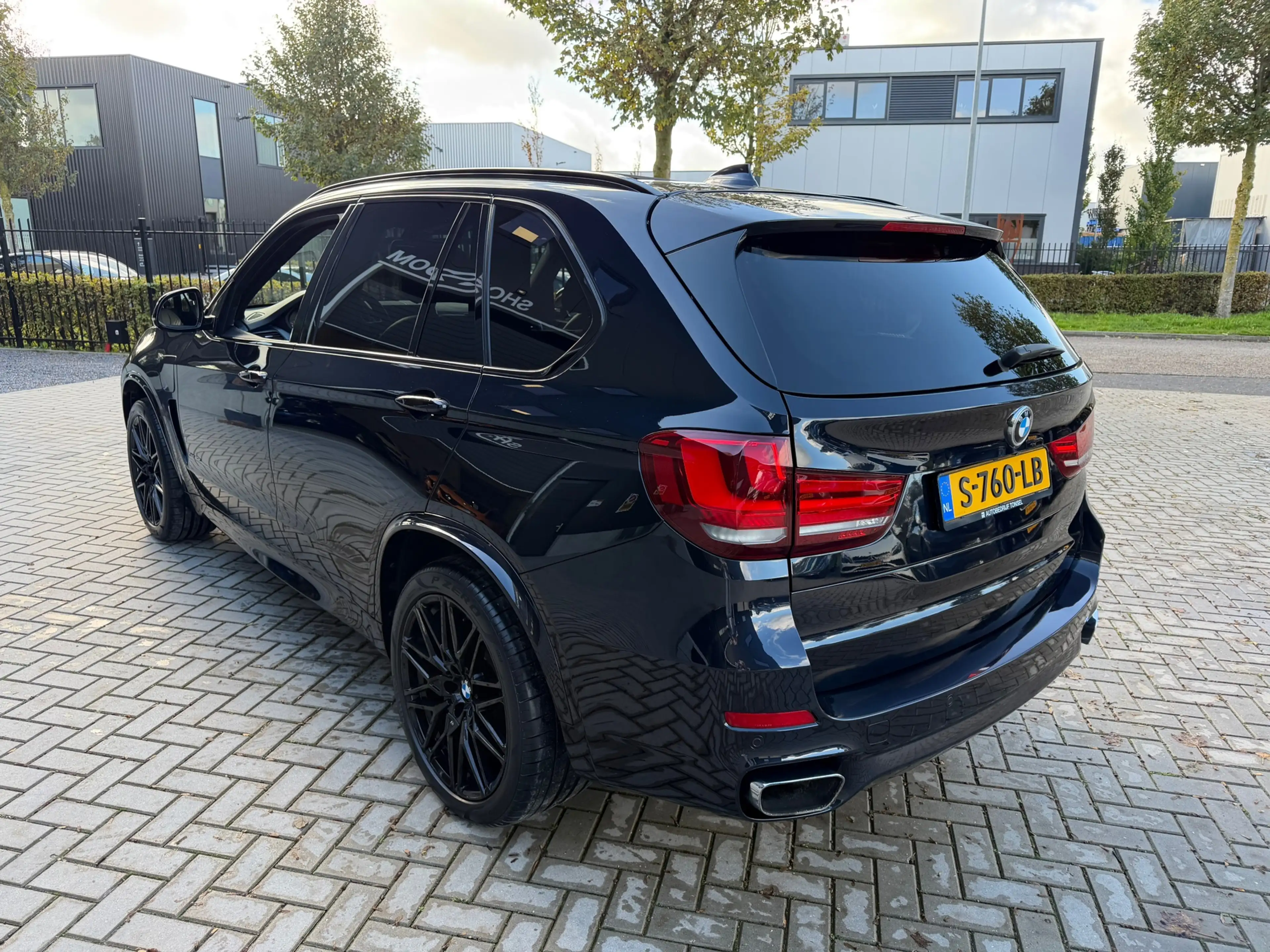 BMW X5 XDrive40e High Executive M Sport / Panorama / Harm — photo 5