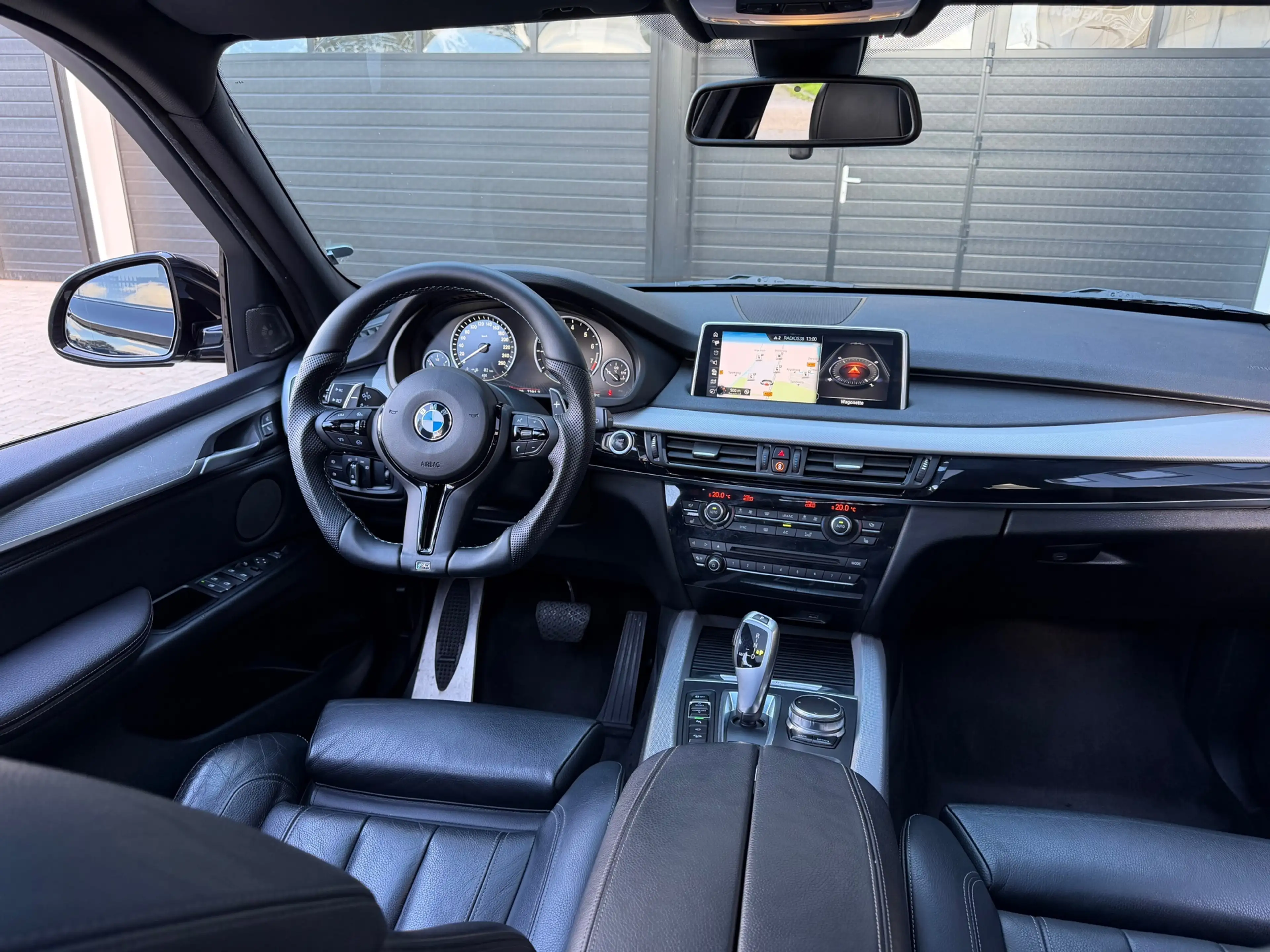 BMW X5 XDrive40e High Executive M Sport / Panorama / Harm — photo 11