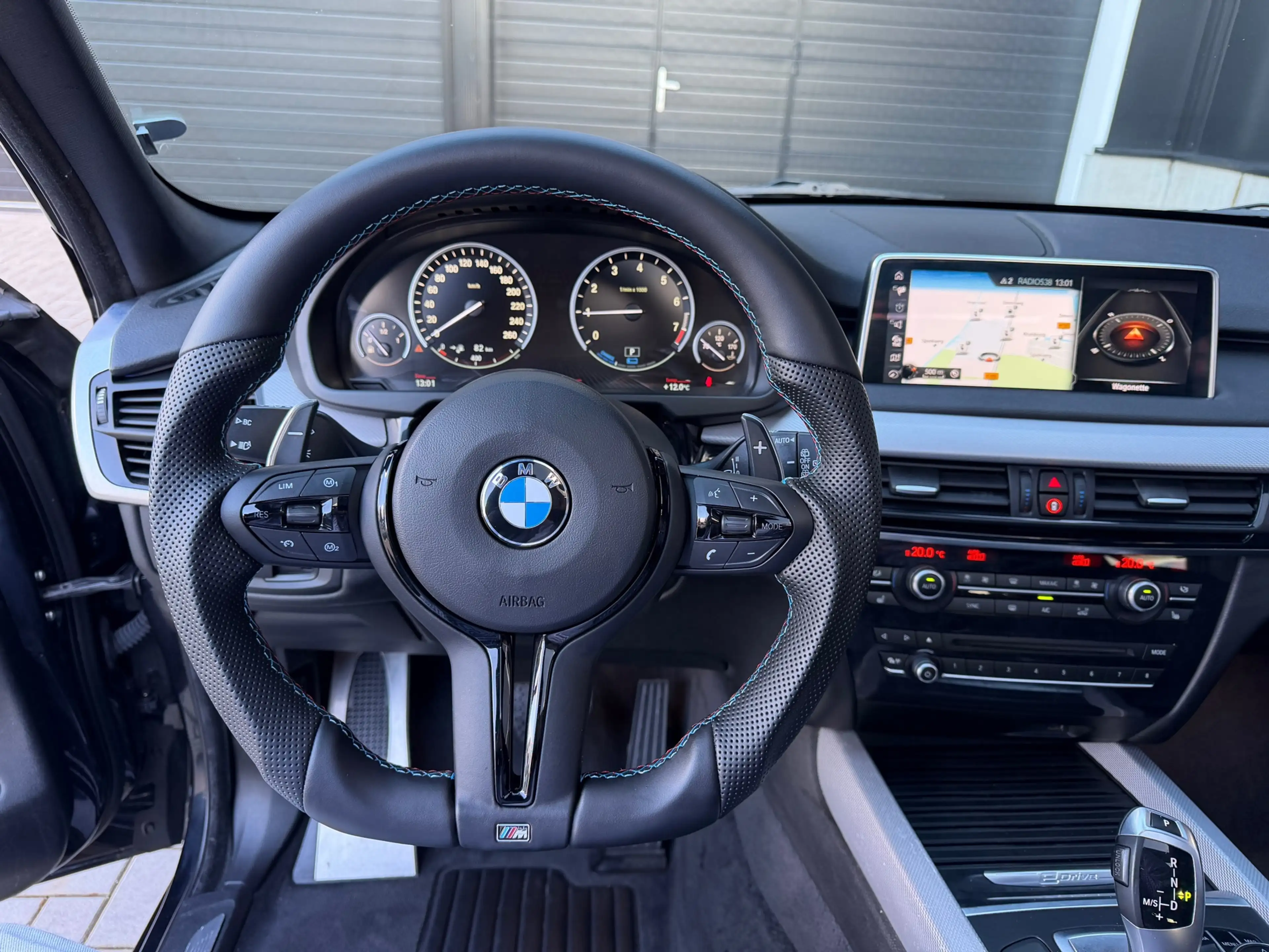 BMW X5 XDrive40e High Executive M Sport / Panorama / Harm — photo 16