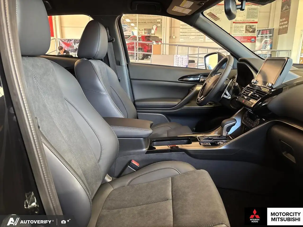Mitsubishi Eclipse Cross снимка Mitsubishi Eclipse Cross
