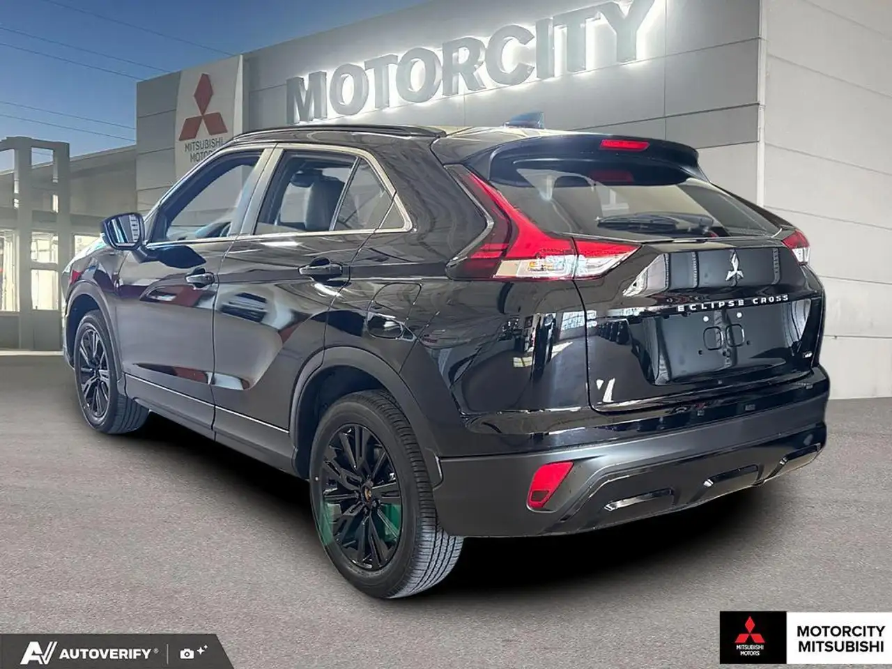 Mitsubishi Eclipse Cross снимка Mitsubishi Eclipse Cross