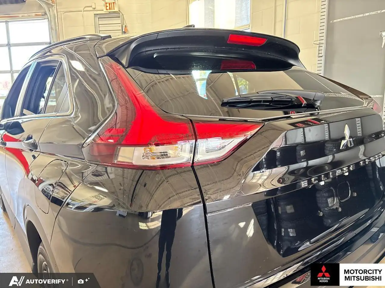 Mitsubishi Eclipse Cross снимка Mitsubishi Eclipse Cross