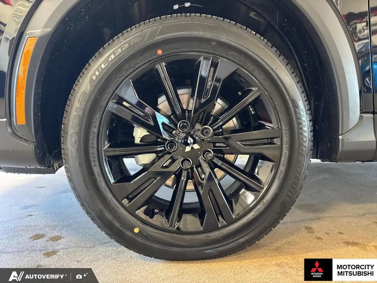 Mitsubishi Eclipse Cross снимка Mitsubishi Eclipse Cross