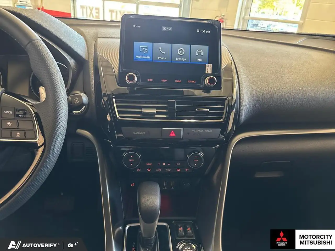 Mitsubishi Eclipse Cross снимка Mitsubishi Eclipse Cross