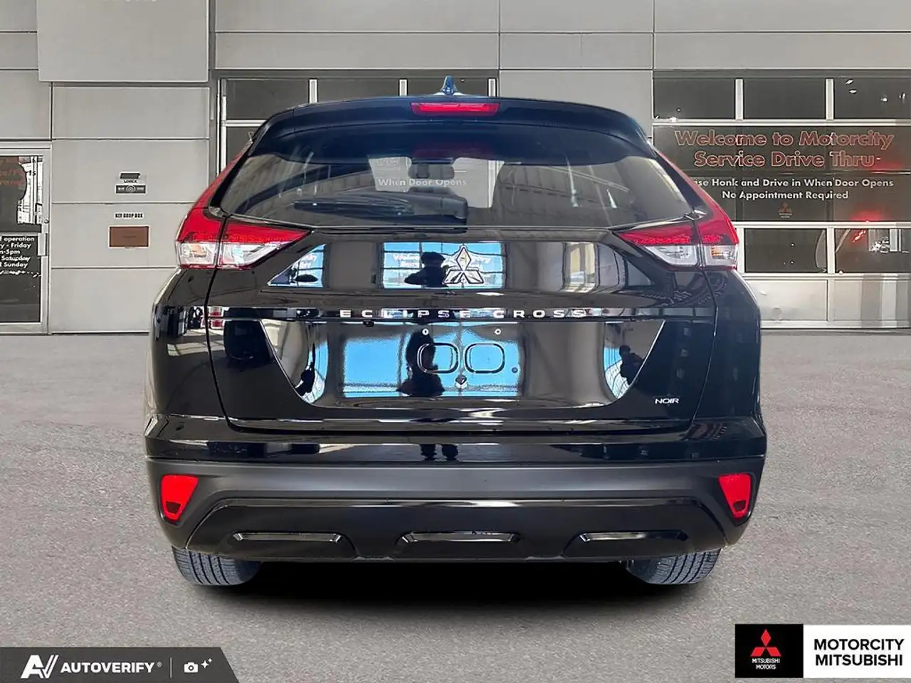 Mitsubishi Eclipse Cross снимка Mitsubishi Eclipse Cross