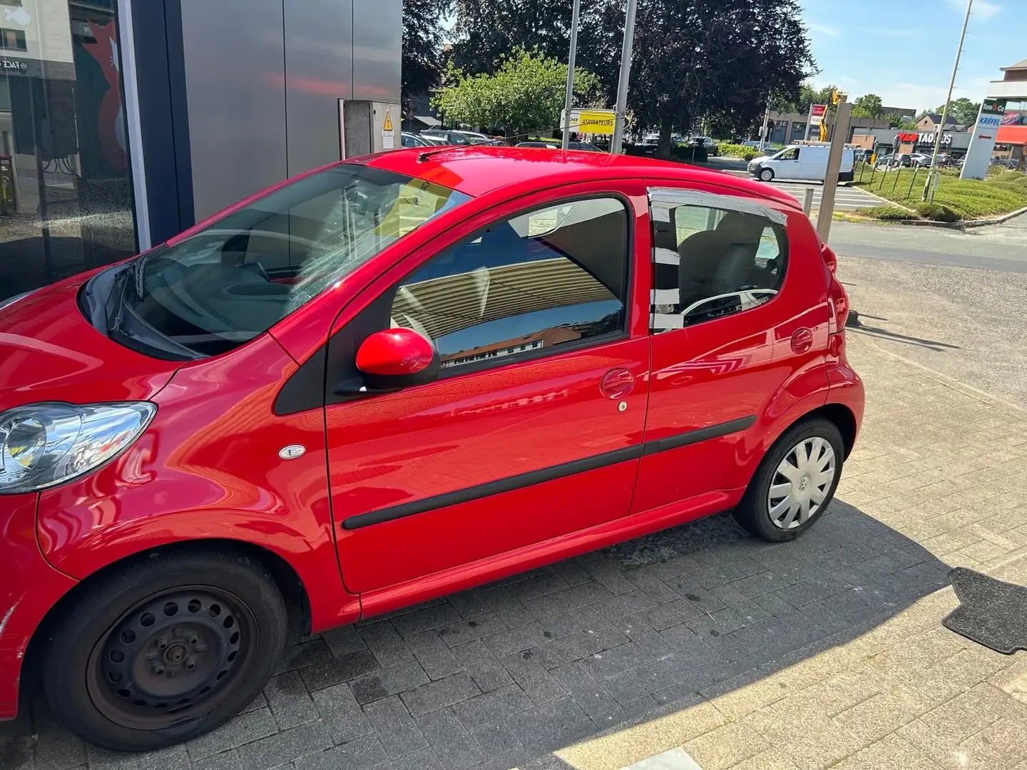 Peugeot 107 1.0i 12v Trendy - 2