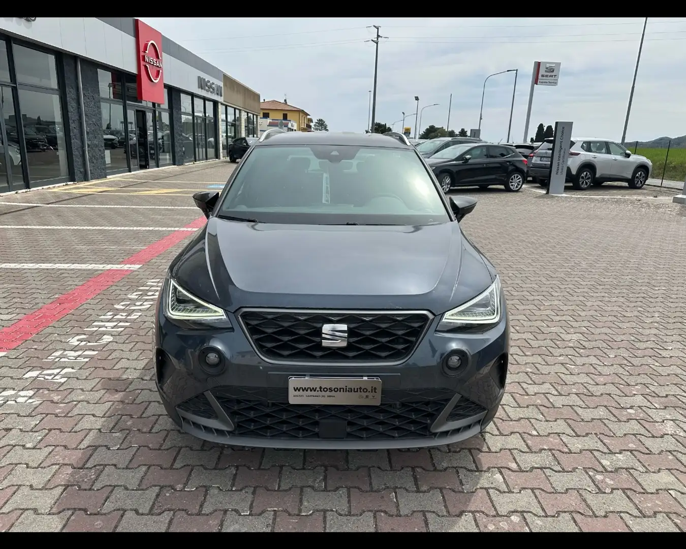 SEAT Arona 1.0 ecotsi FR 95cv Grigio - 2