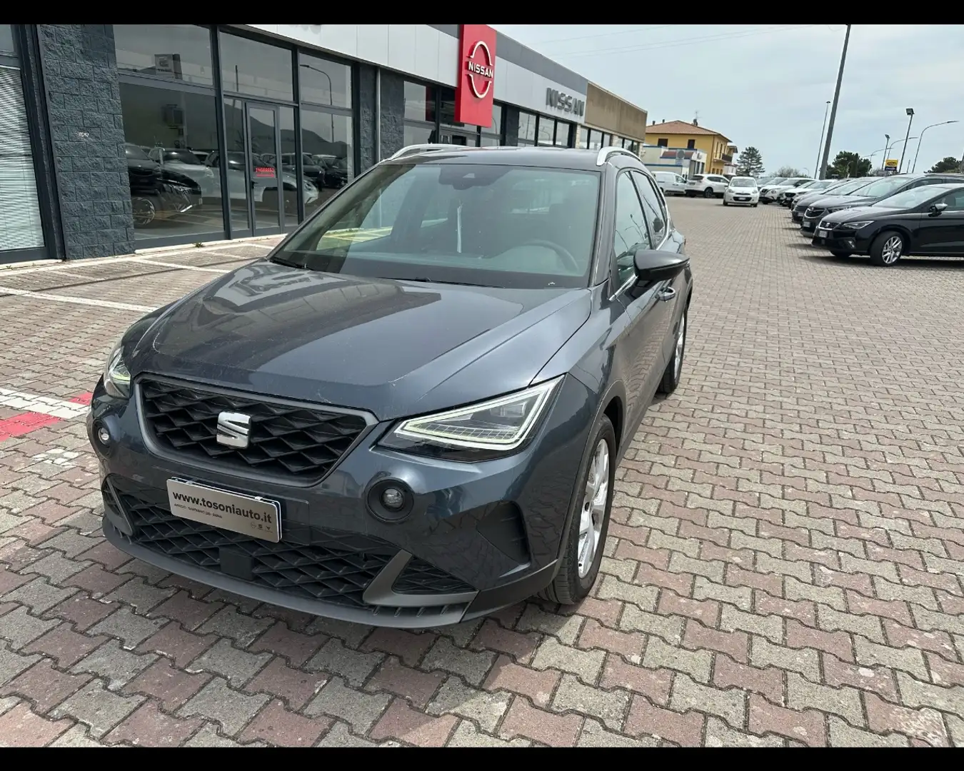 SEAT Arona 1.0 ecotsi FR 95cv Grigio - 1
