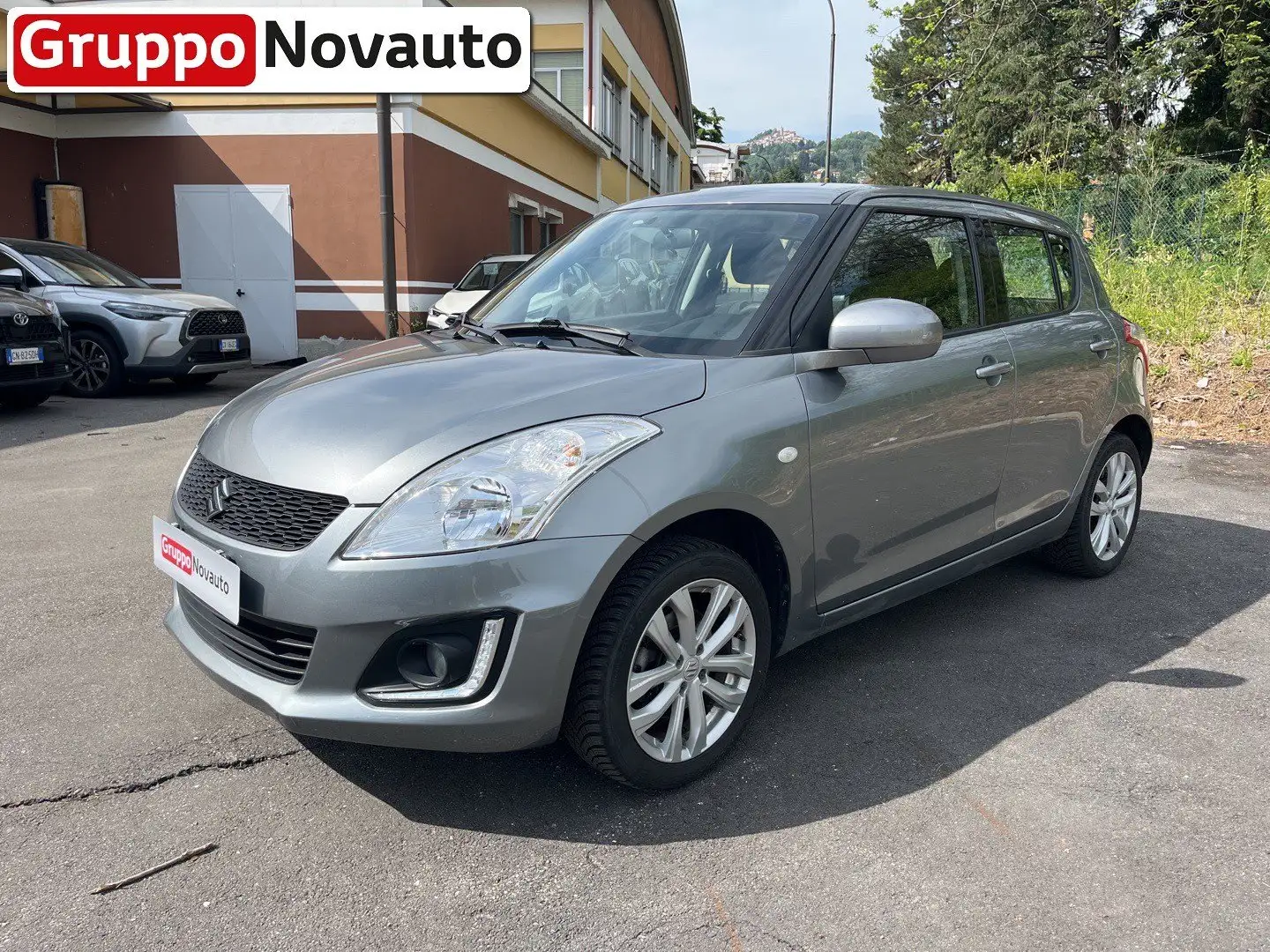 Suzuki Swift Swift 1.2 VVT 4WD 5 porte B-Cool Grigio - 1