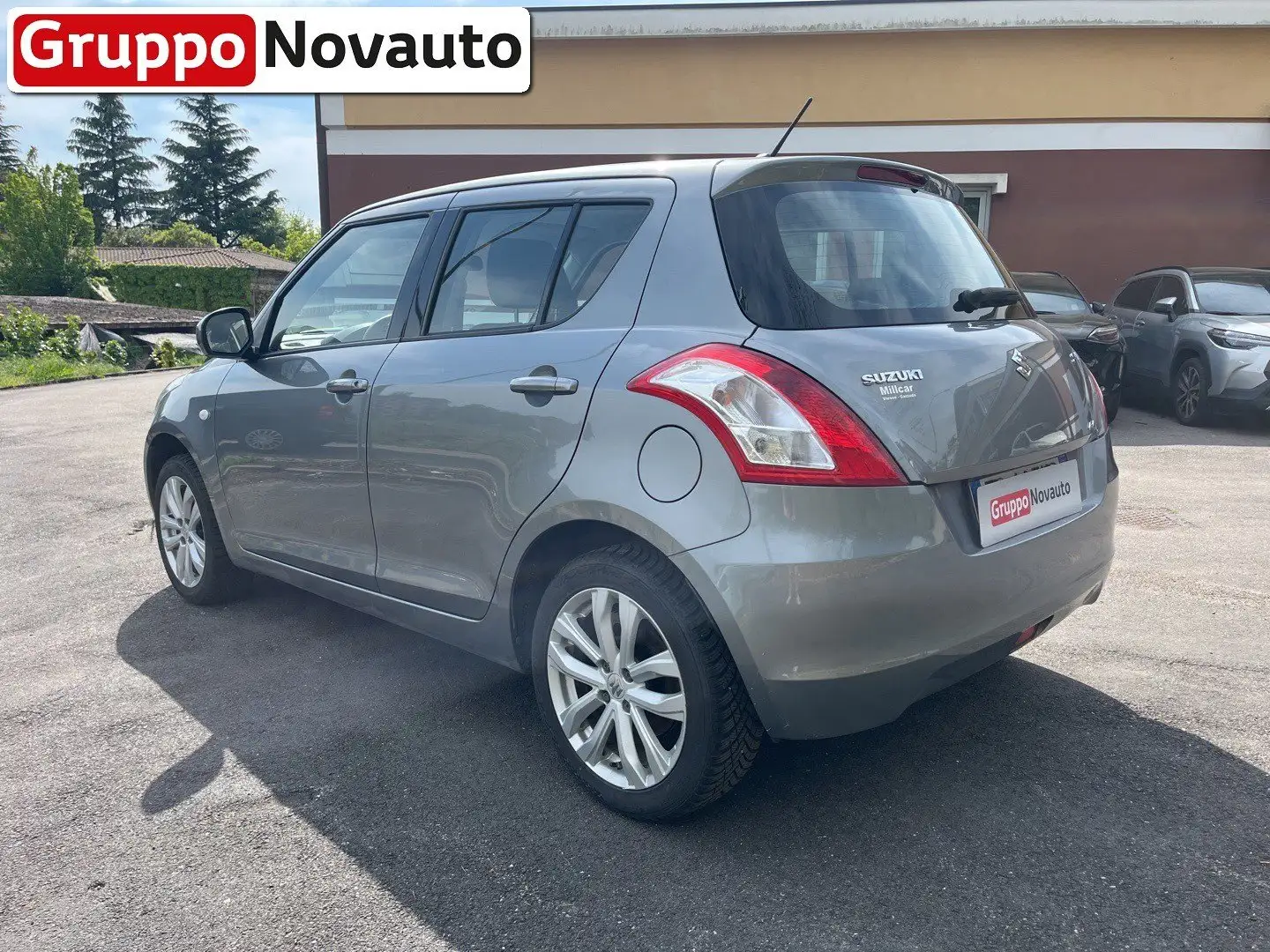 Suzuki Swift Swift 1.2 VVT 4WD 5 porte B-Cool Grigio - 2
