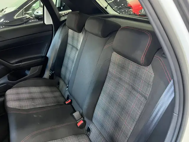 Volkswagen Polo view 13