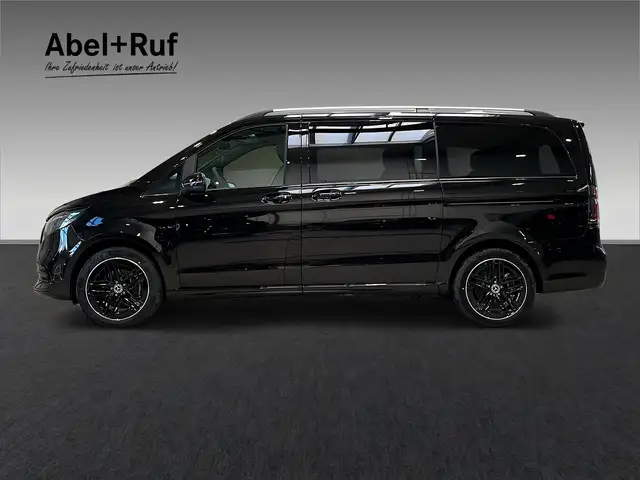 Mercedes-Benz V 300 view 4