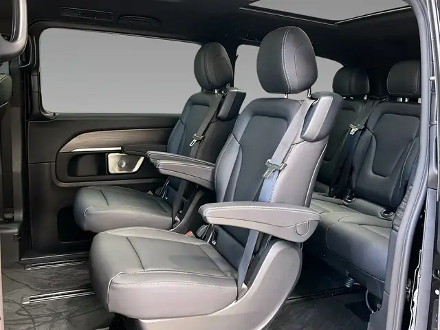 Mercedes-Benz V 300 view 9