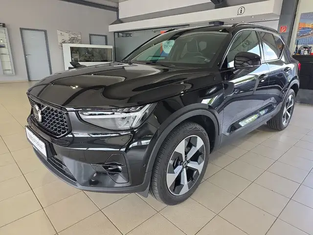 Volvo XC40 B4 Ultimate Dark AWD ACC AHK 360° WinterPkt