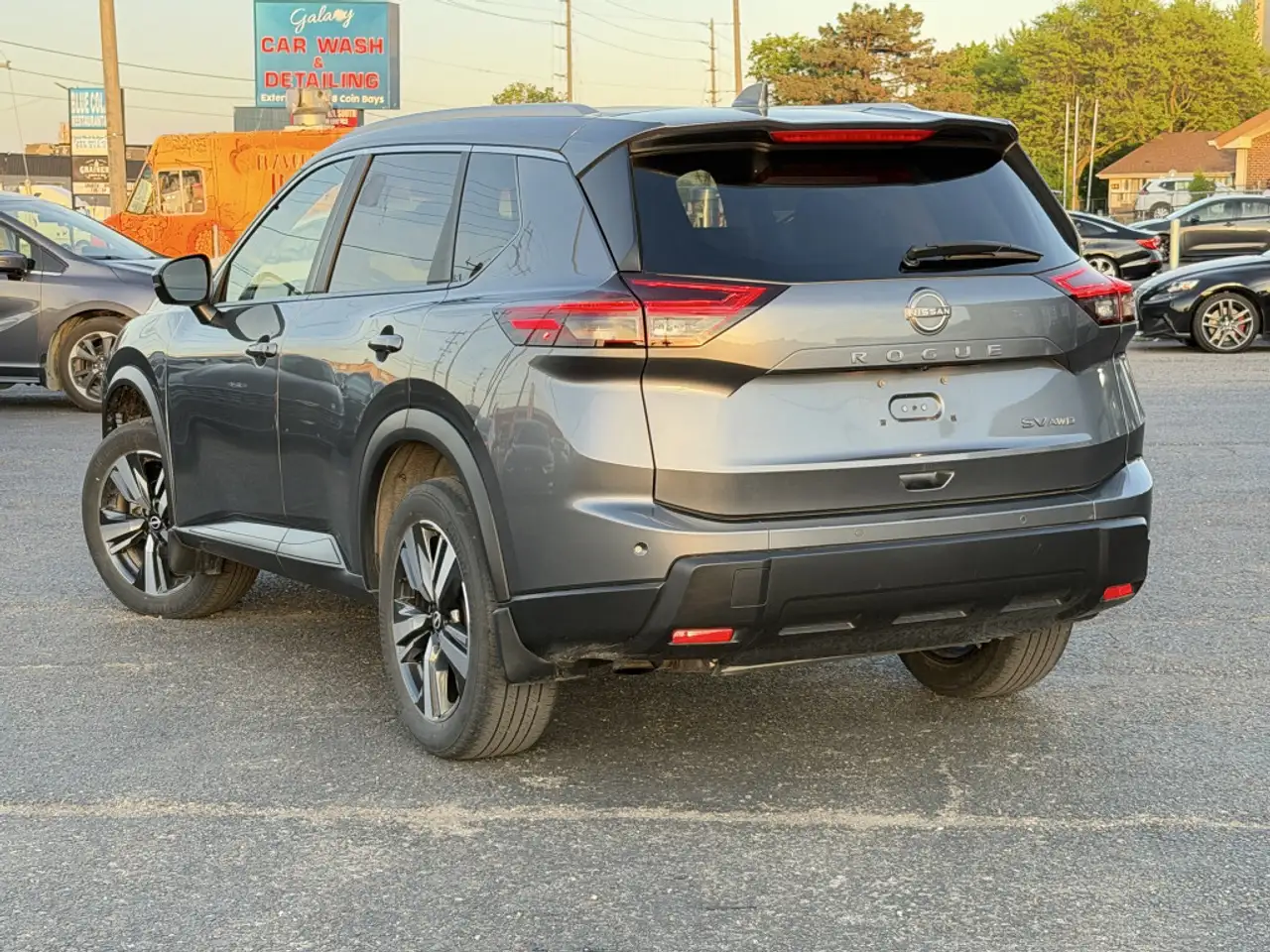 Nissan Rogue fotografie Nissan Rogue