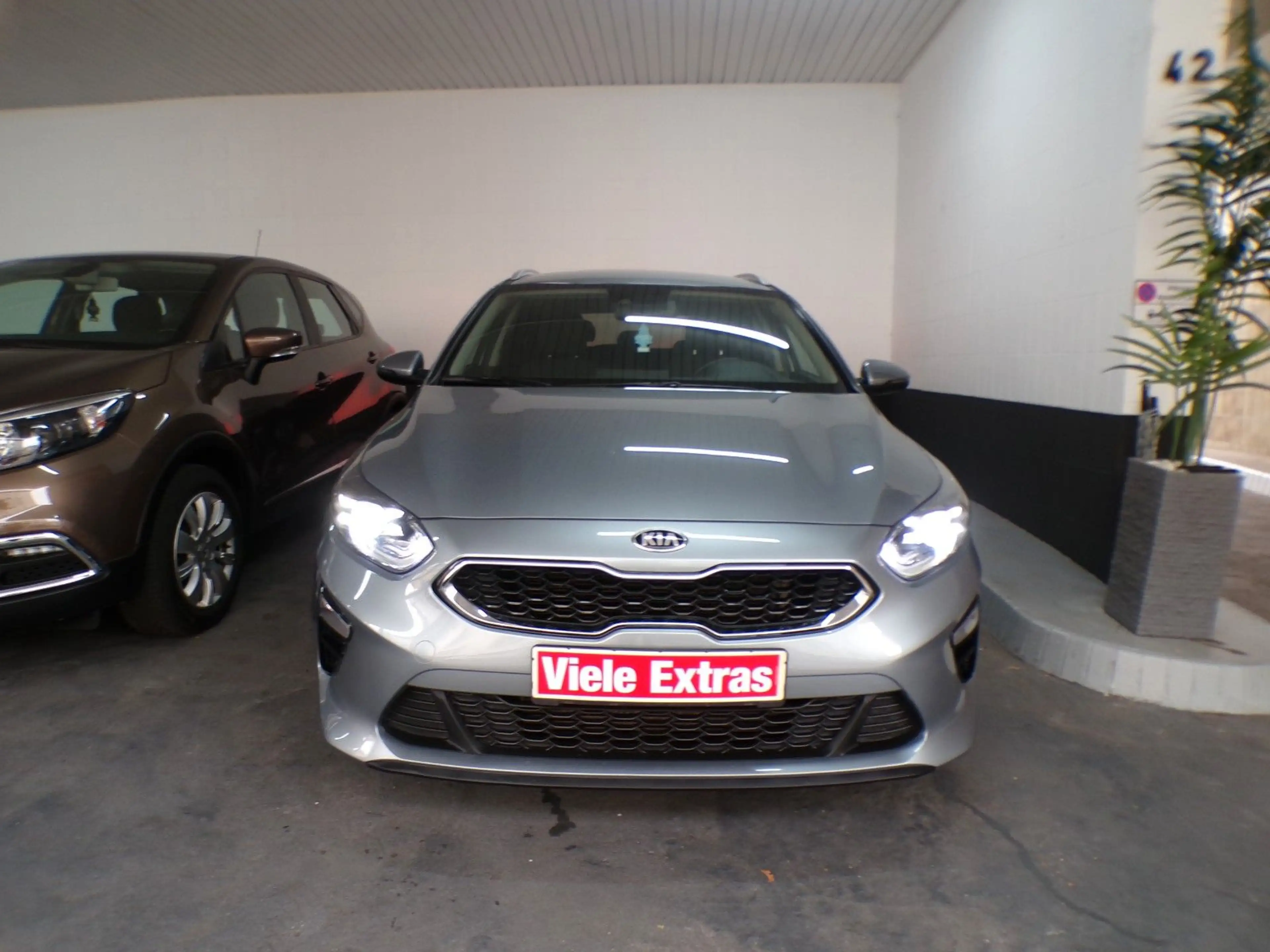Kia Ceed SW / cee'd SW Cee'd Sportswagon/Garantie/Klima/Navi/TÜV NEU — photo 4