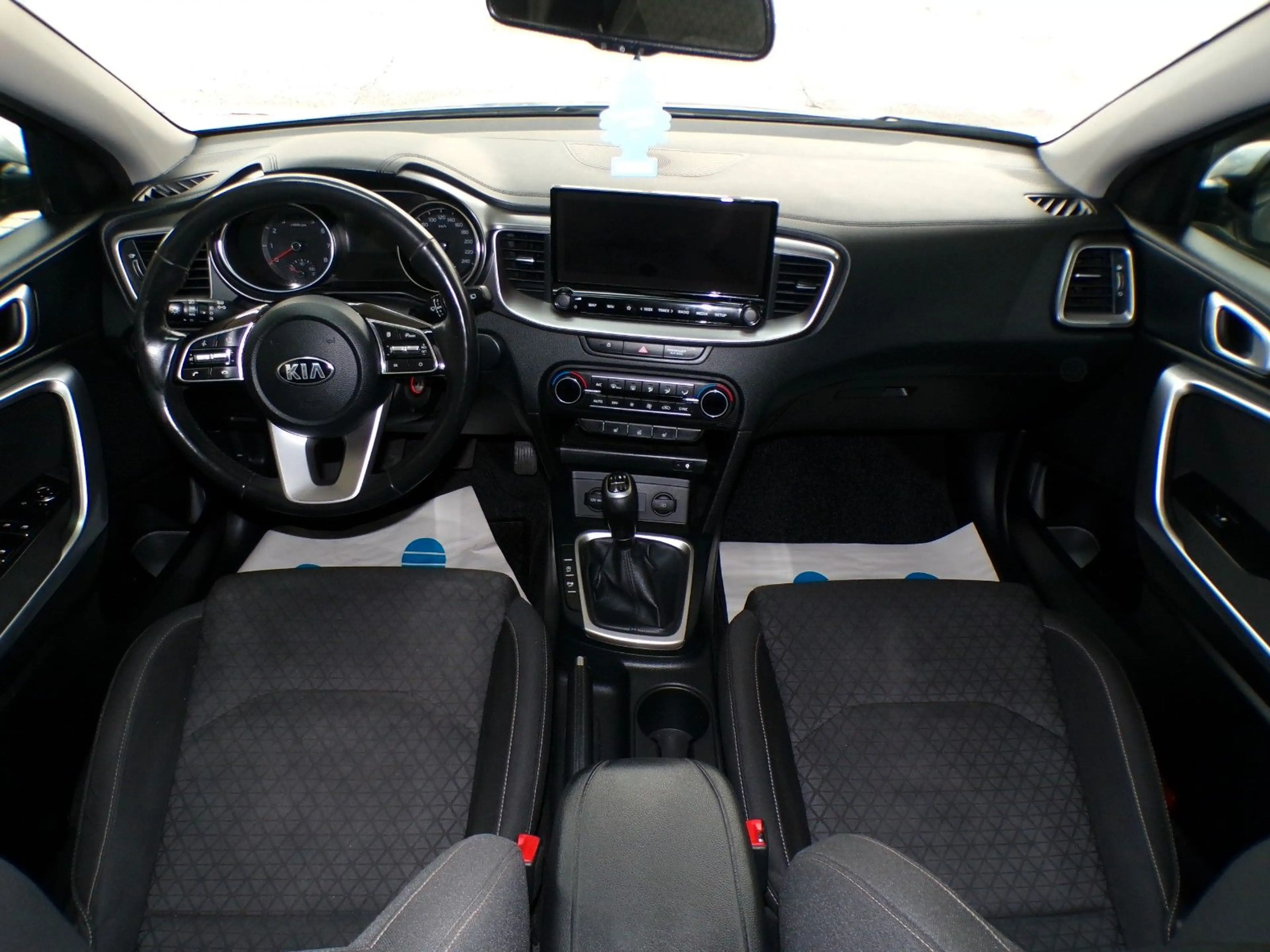 Kia Ceed SW / cee'd SW Cee'd Sportswagon/Garantie/Klima/Navi/TÜV NEU — photo 13
