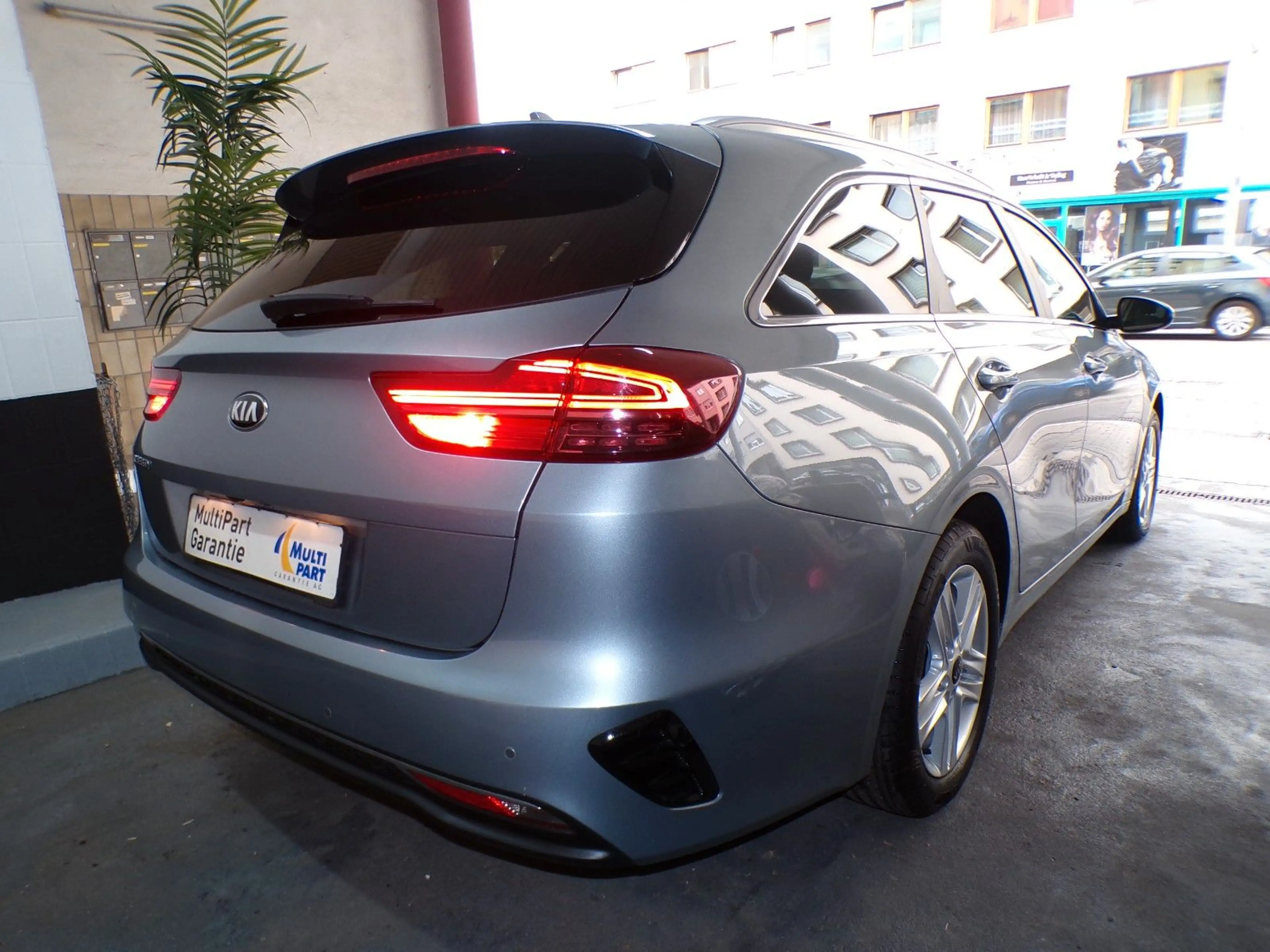 Kia Ceed SW / cee'd SW Cee'd Sportswagon/Garantie/Klima/Navi/TÜV NEU — photo 6