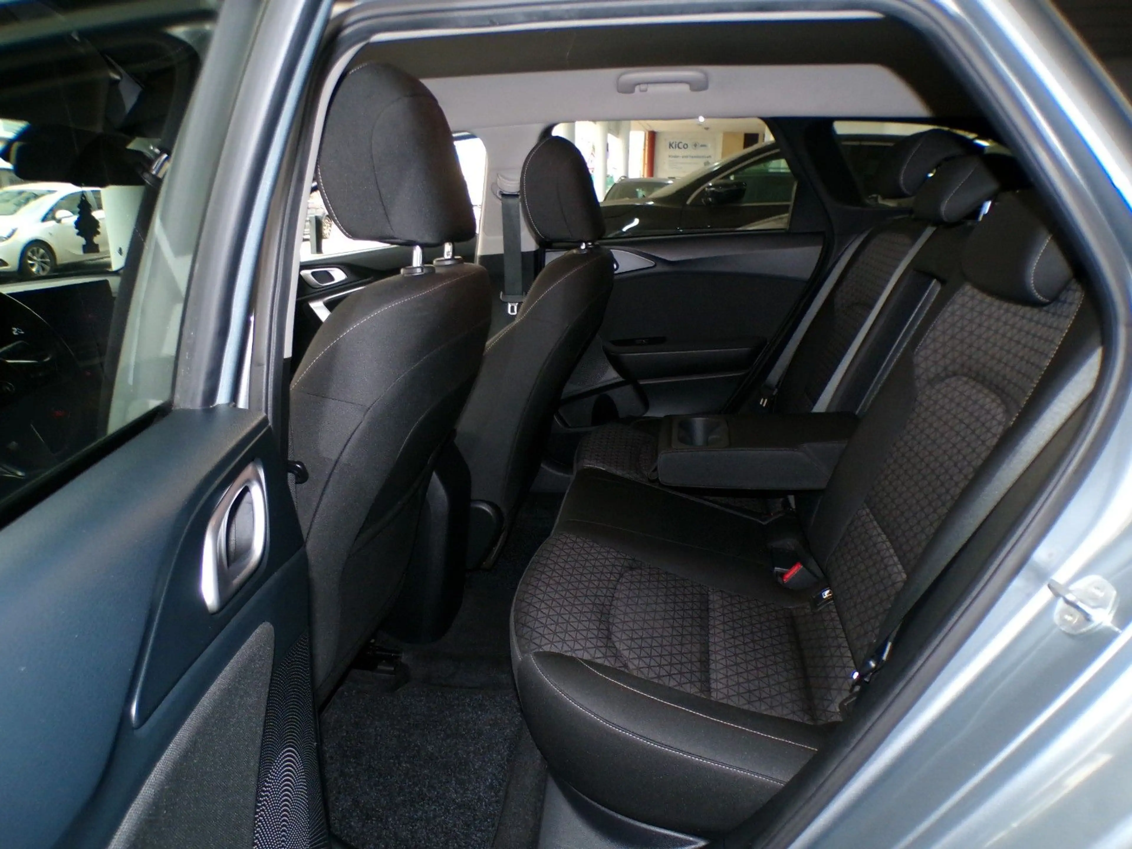 Kia Ceed SW / cee'd SW Cee'd Sportswagon/Garantie/Klima/Navi/TÜV NEU — photo 14