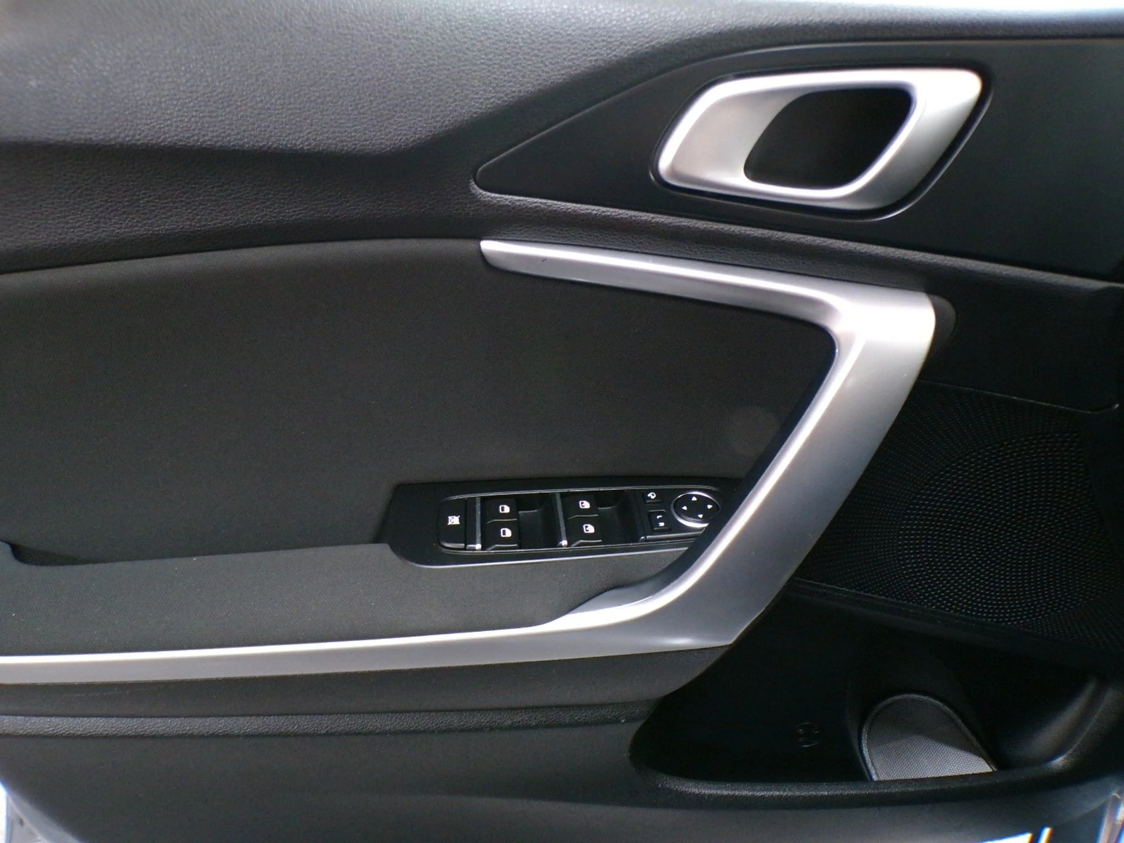 Kia Ceed SW / cee'd SW Cee'd Sportswagon/Garantie/Klima/Navi/TÜV NEU — photo 18