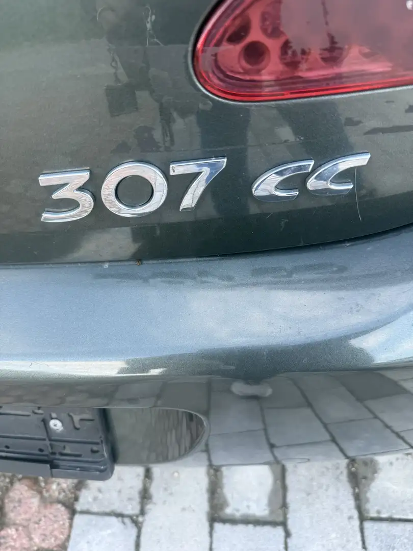 Peugeot 307 CC 135 - 2