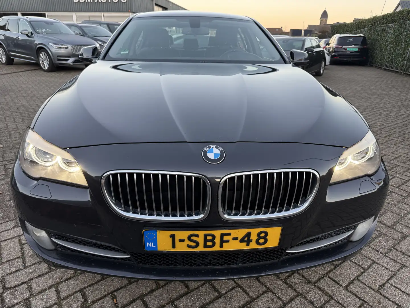 BMW 520 5-serie 520i AUT SEDAN LEDER/XENON/NAVI/CLIMA Grijs - 2