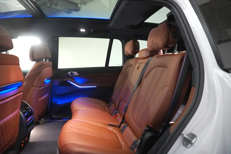 BMW X7 xDrive40d — photo 10