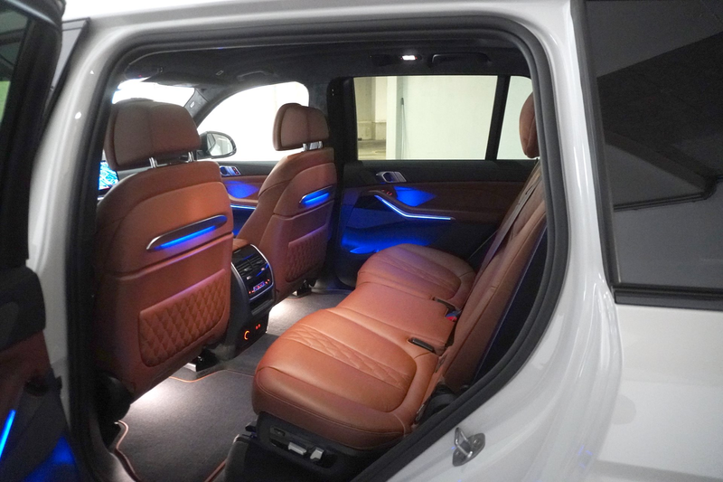 BMW X7 xDrive40d — photo 9