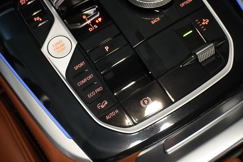 BMW X7 xDrive40d — photo 15