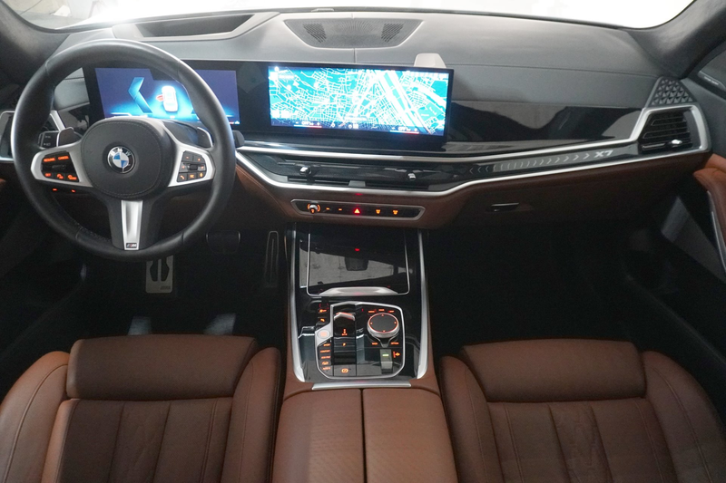 BMW X7 xDrive40d — photo 12