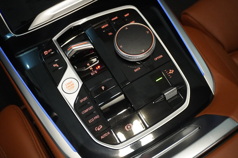 BMW X7 xDrive40d — photo 13