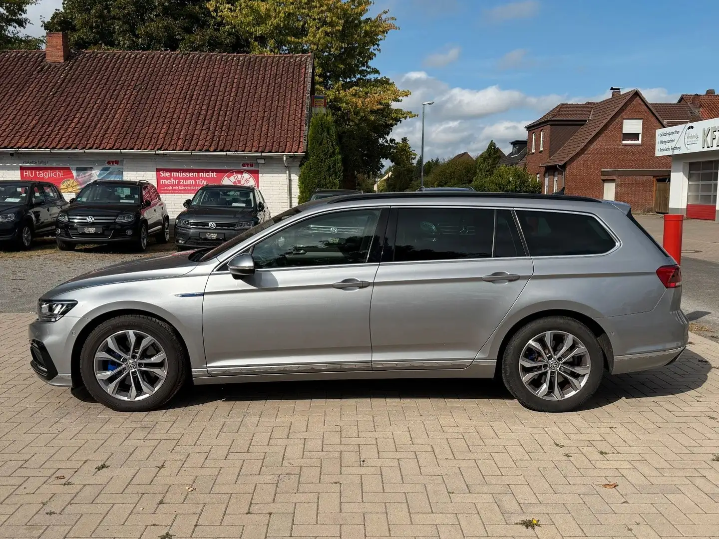 Volkswagen Passat Variant GTE, Kamera, LED, Leder, Massage Silber - 2