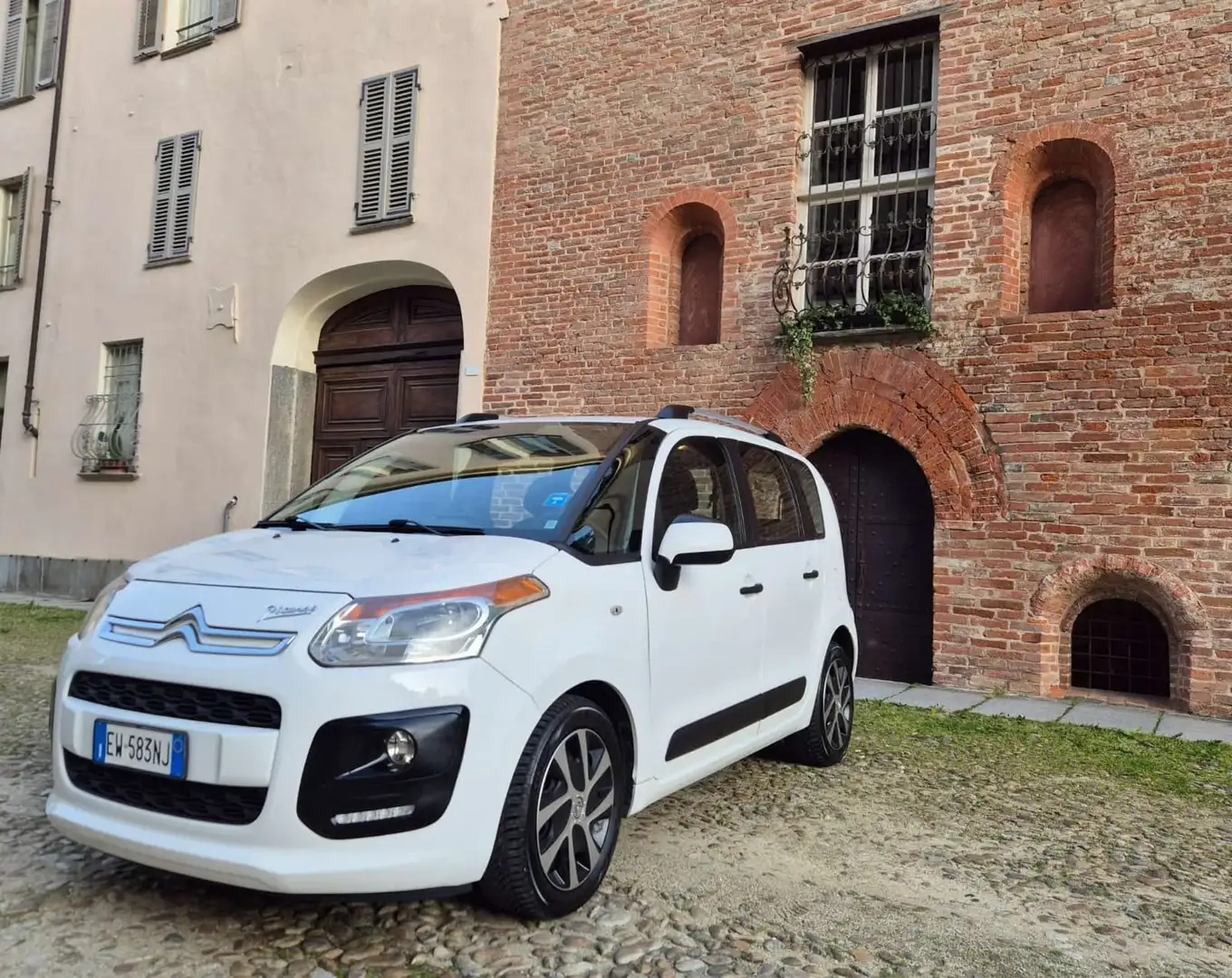 Citroen C3 Picasso 1.4 GPL Білий - 1