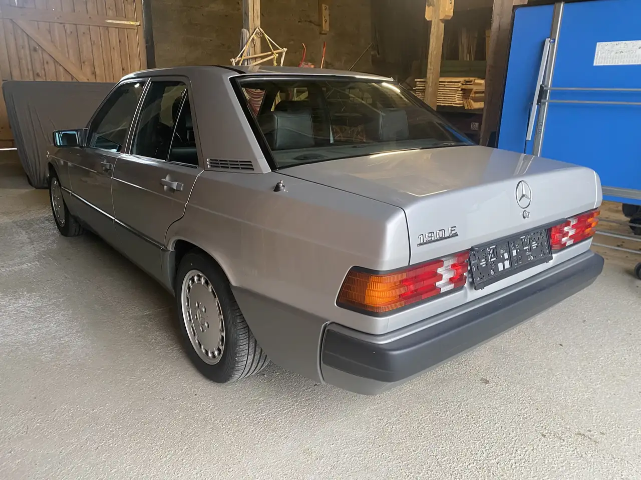 Mercedes-Benz 190 E 2,0, foto 3